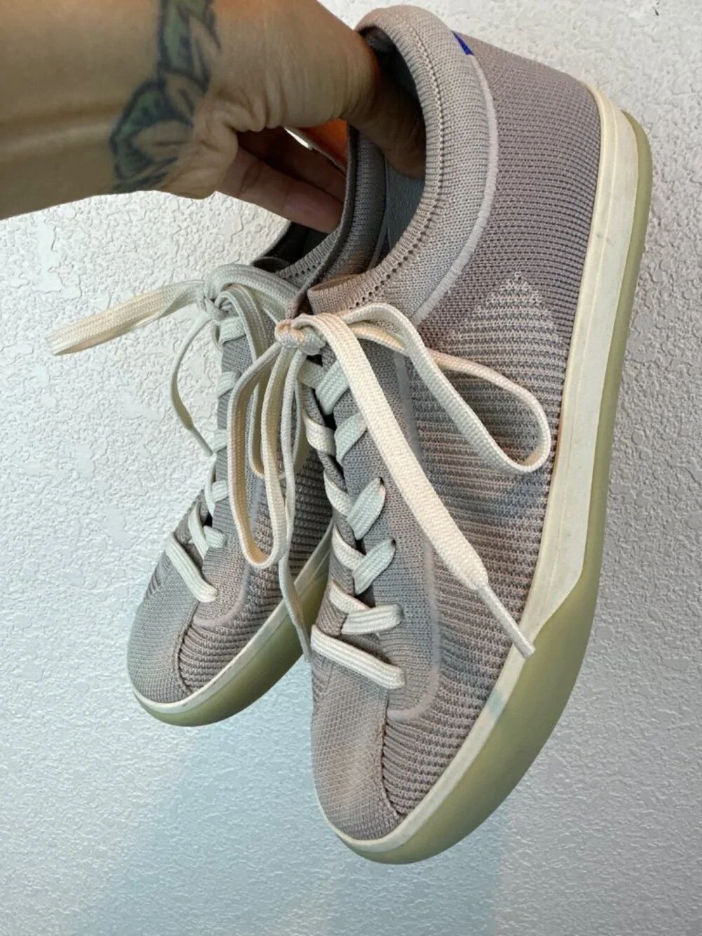 Rothy's The Lace Up Knit Sneakers Taupe Beige Size 8 Washable Comfort Shoes